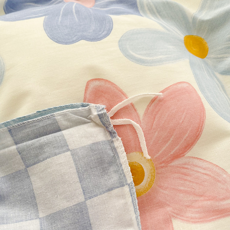 Cotton four-piece cotton bedding set - light flower b26