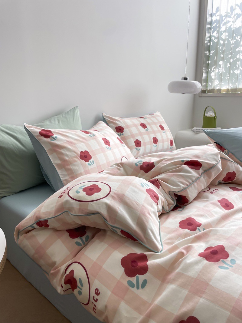 Romantic small floral quilt cover four-piece set-Cartoon b51