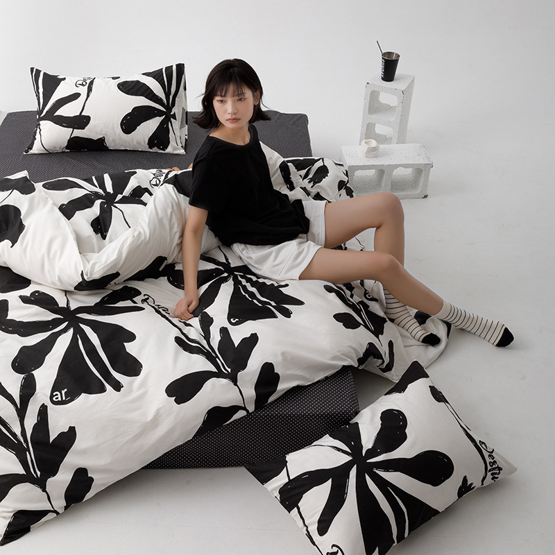 Urban Trend Personalized Cotton Four-piece Set-Black b58