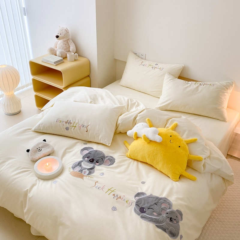 Rabbit Cotton Osaka Cartoon Patch Embroidery Four-piece Set -Milky white b77