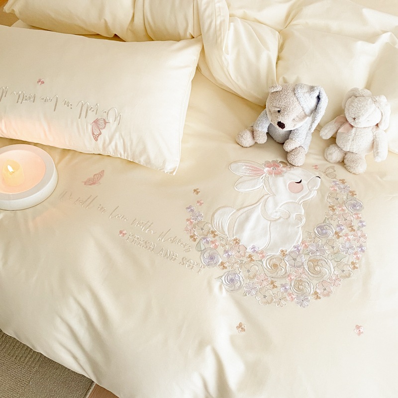 Rabbit Cotton Osaka Cartoon Patch Embroidery Four-piece Set -Milky white b77
