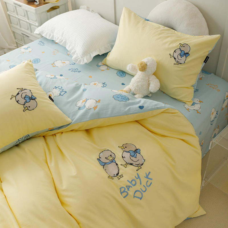 Small embroidered cotton bedding cute cartoon bed sheet b80