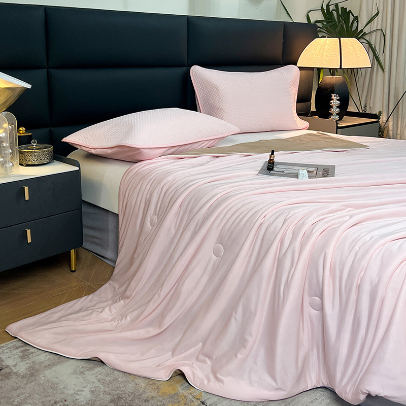 Solid color double foldable washable ice silk quilt -  light color b114