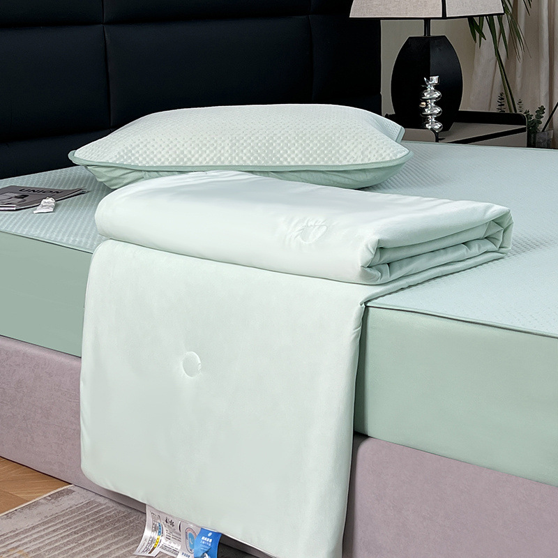 Solid color double foldable washable ice silk quilt -  Aqua green b113
